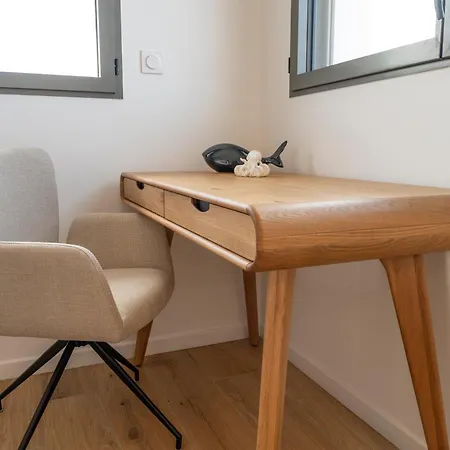 3 Avec Rooftop & A La Palmyre, Proche Apartment
